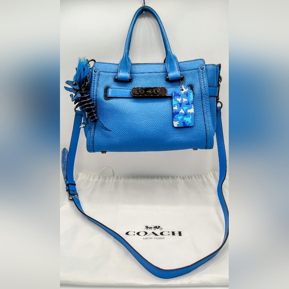 Coach Swagger 21 in Azure Blue Pebbled Leather with Rexy Charm - Picture 1 of 14